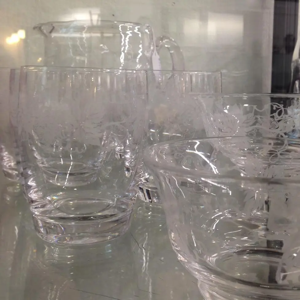 5 STUART CRYSTAL GRAPEVINE GLSS + JUG/2 BOWLS Image 1++