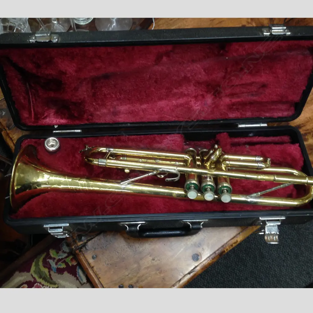 YAMAHA TRUMPET - BOXED Image 1++