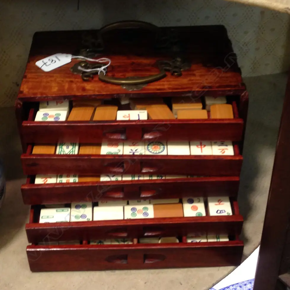 BONE AND BAMBOO MAHJONG SET Image 1++