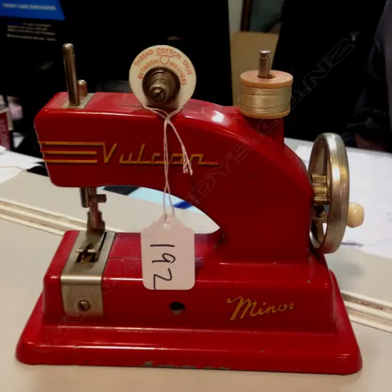 MINI 'VULCAN MINOR' SEWING MACHINE