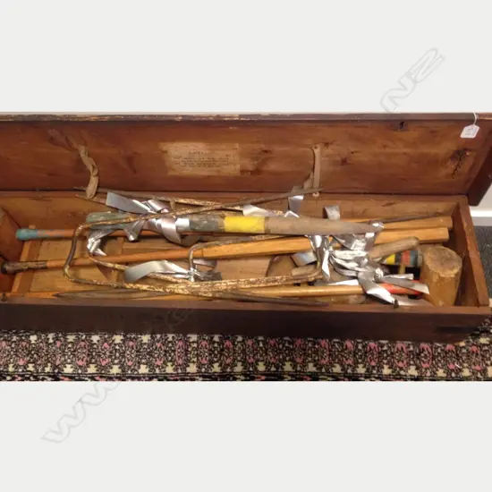 LG BOXED CROQUET SET