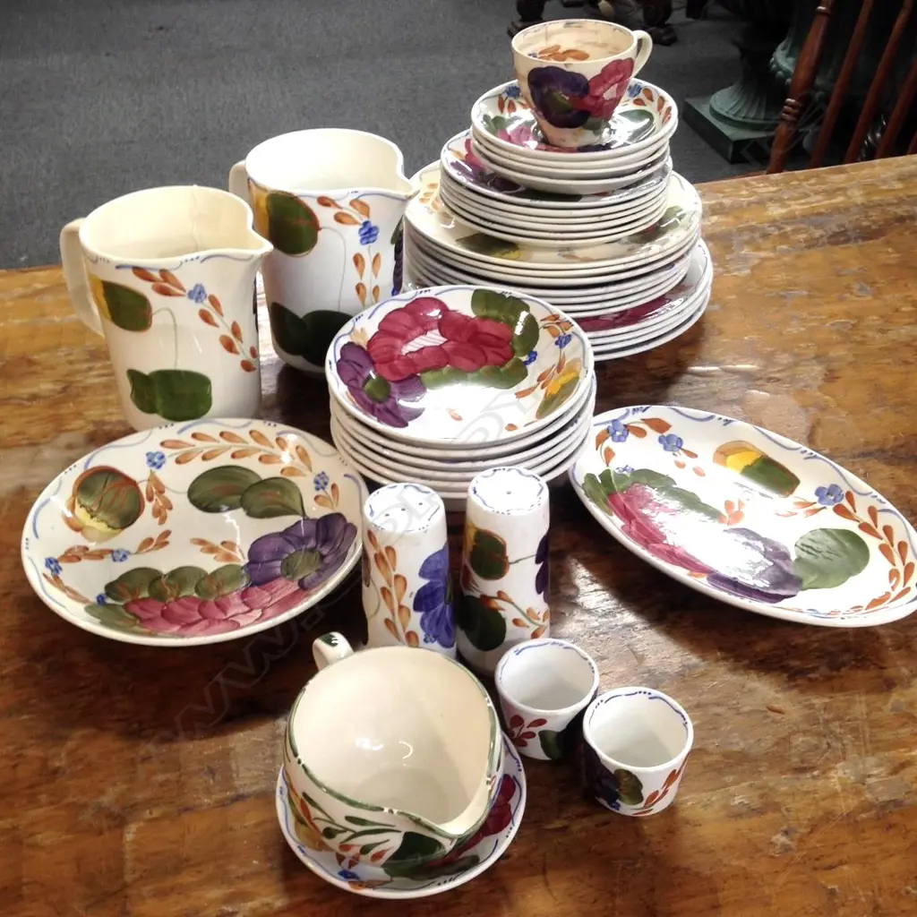 4 dinner plates Image 1++