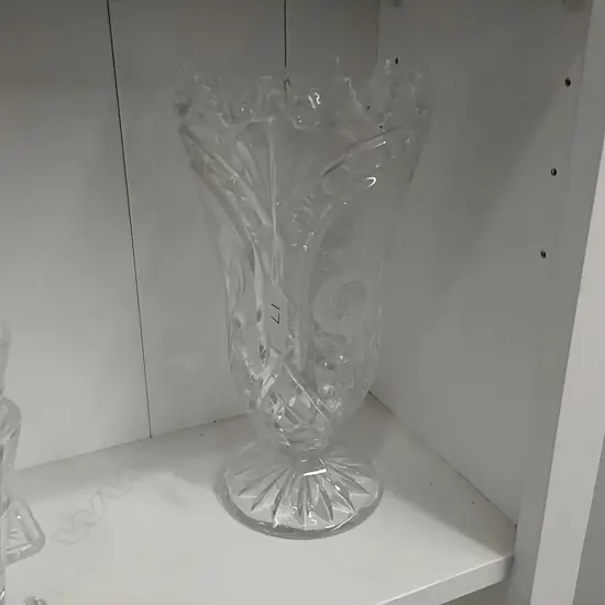 GLASS CELERY VASE