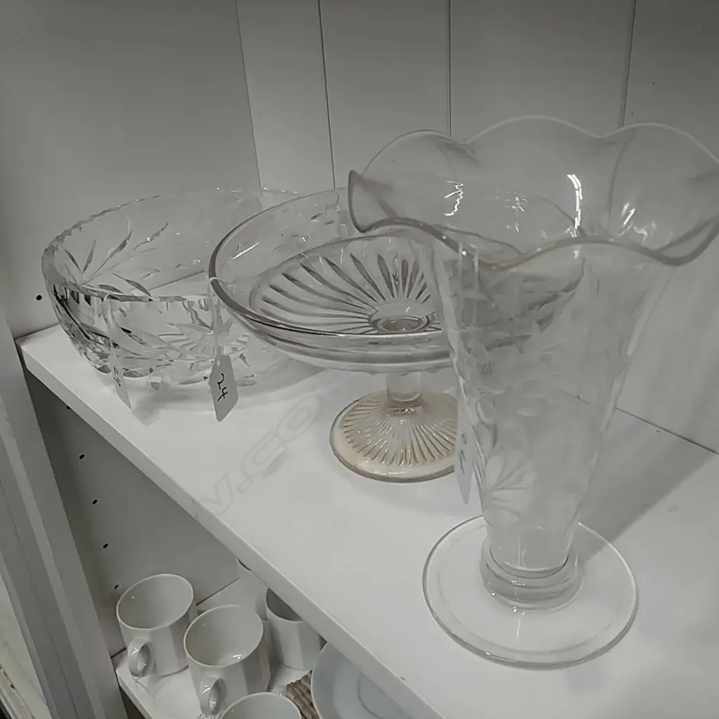 CRYSTAL BOWL-VASE-COMPORT Image 1++