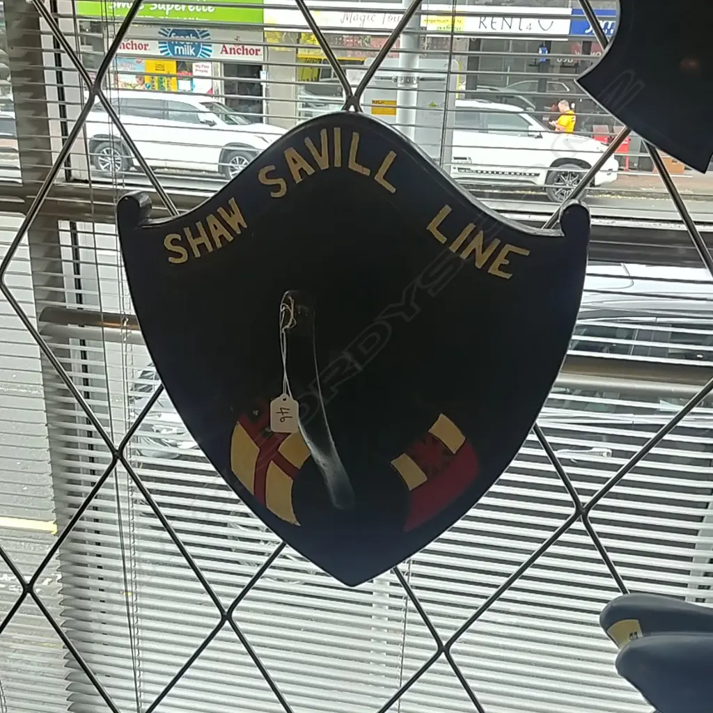 SHAW SAVILL LINE LARGE SHEILD HOOK Image 1++
