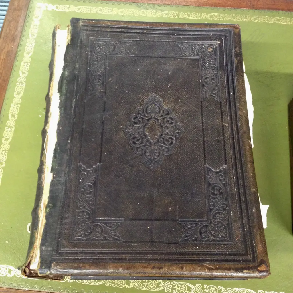 '...The Commentaries of Henry & Scott condensed by the Revd. John McFarlane Image 1++