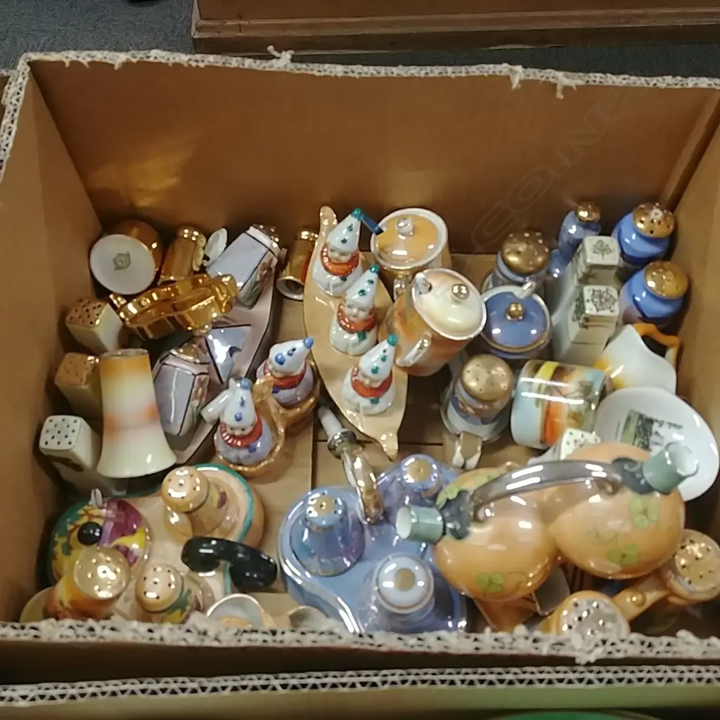 BOX OF ASSORTED NORITAKE CHINA Image 1++