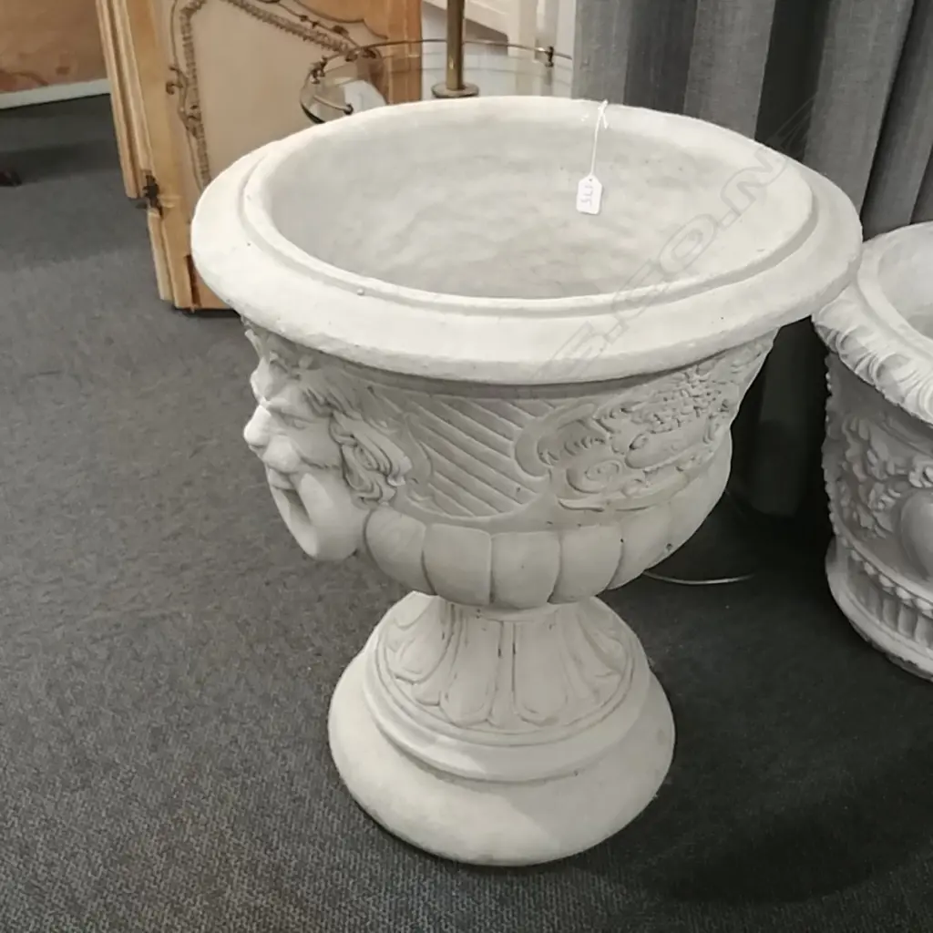 LARGE CONCRETE URN ON STAND Image 1++
