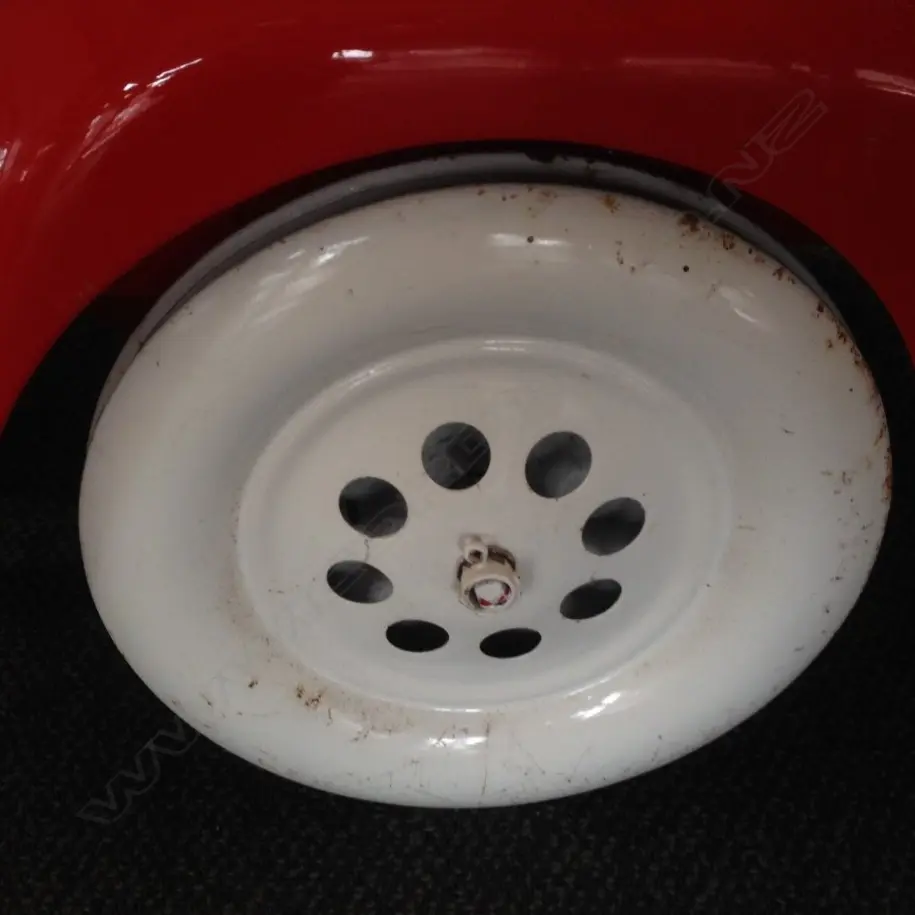 CHILD'S RED PAINTED PEDAL CAR Image 1++