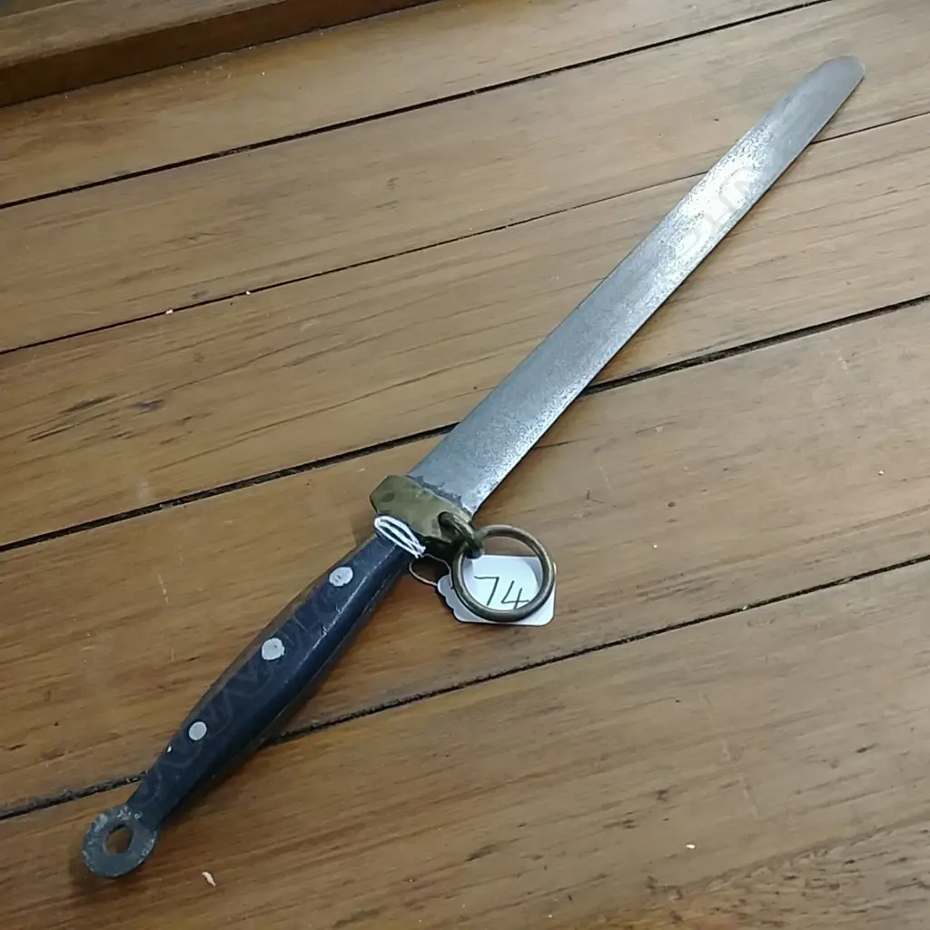 BUTCHERS VINTAGE SHARPENING STEEL BRASS BELT RING Image 1++