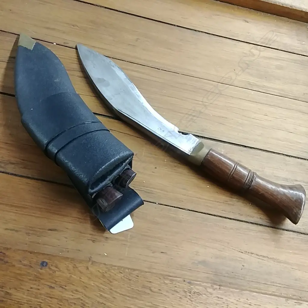 KUKRI KNIFE ROSEWOOD HANDLE 2 SMALL SIDEKNIVES Image 1++