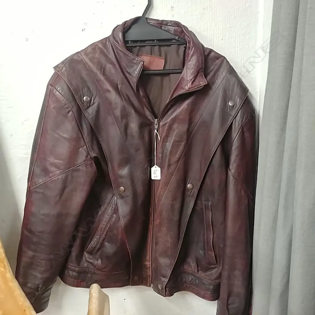 VINTAGE LEATHER  JACKET Image 1++