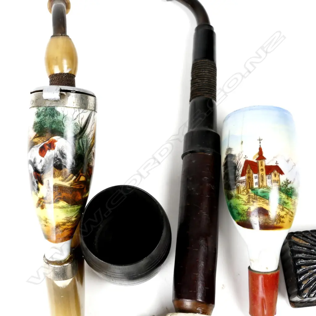 A collection of tobacciana Image 1++