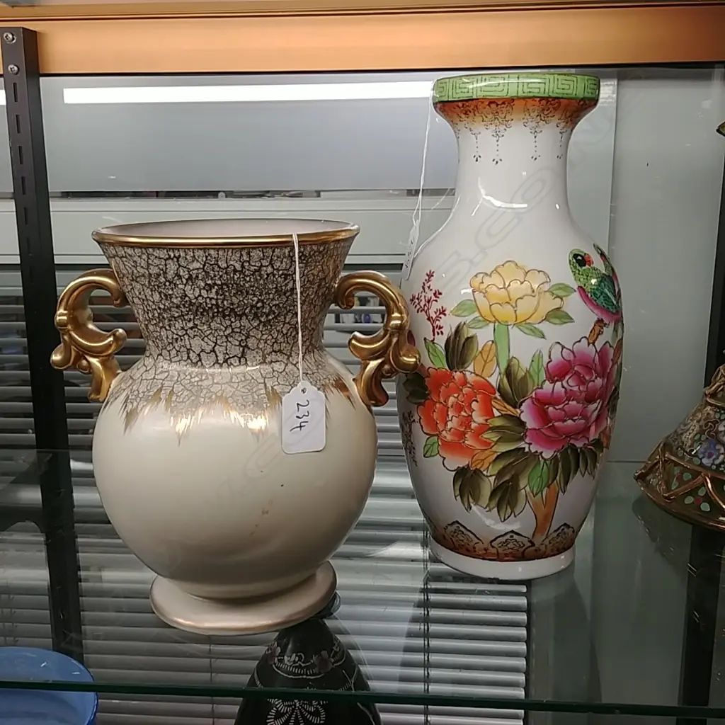 ORIENTAL VASE + GERMAN VASE Image 1++