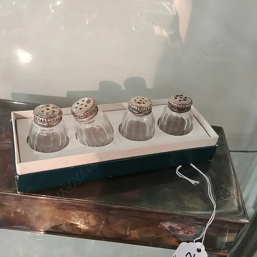 BOXED FRENCH SIL TOPPED SALT PEPPERS Image 1++