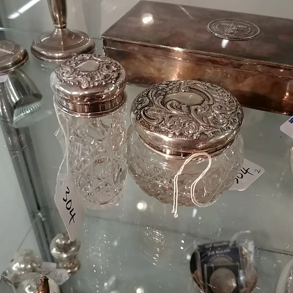 [12800] 2 SILVER VANITY JARS Image 1++