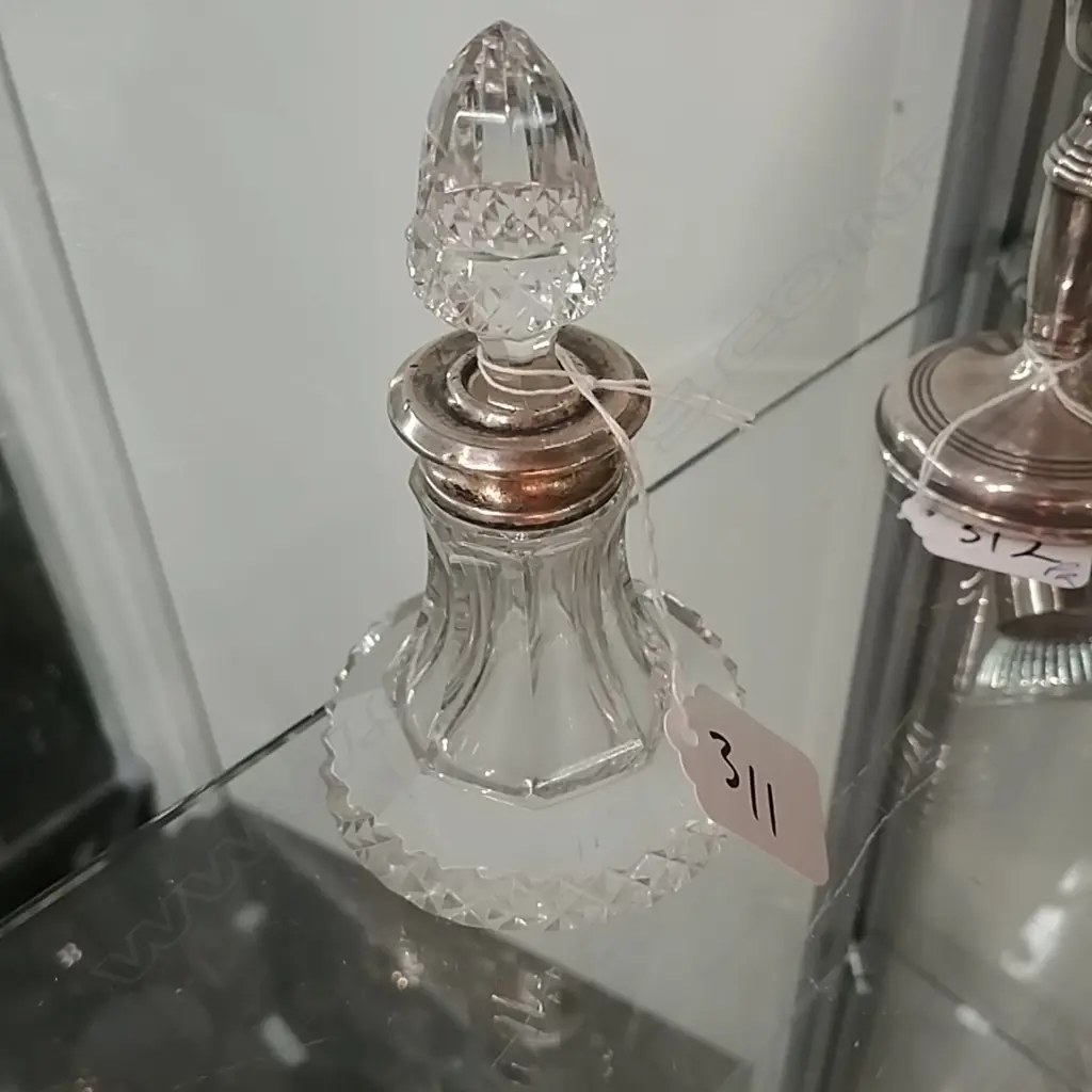 ACORN STOPPER/SIL.COLLAR SCENT BOTTLE Image 1++