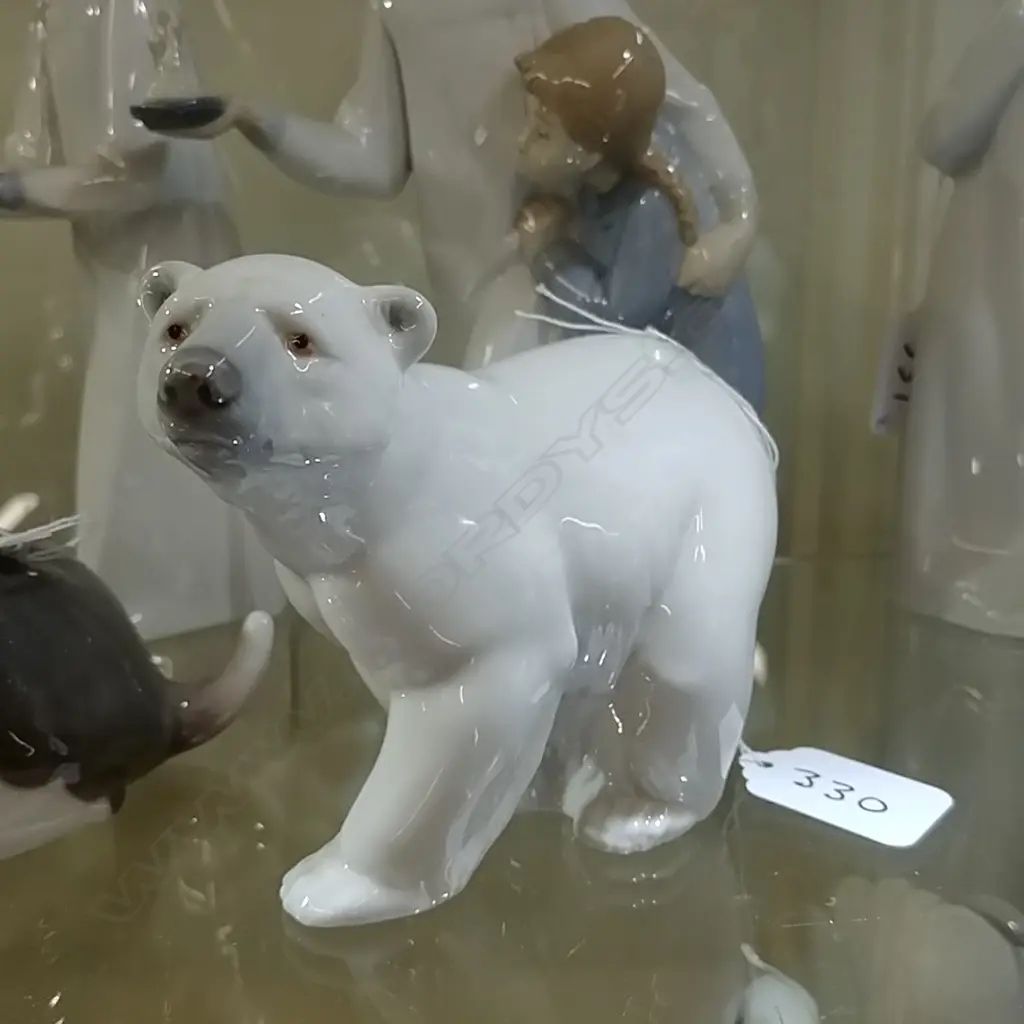 LLADRO POLAR BEAR Image 1++