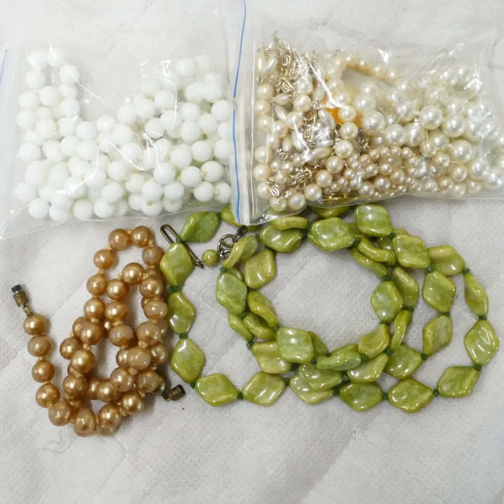 BAG ASSTD NECKLACES (AS IS) Image 1++