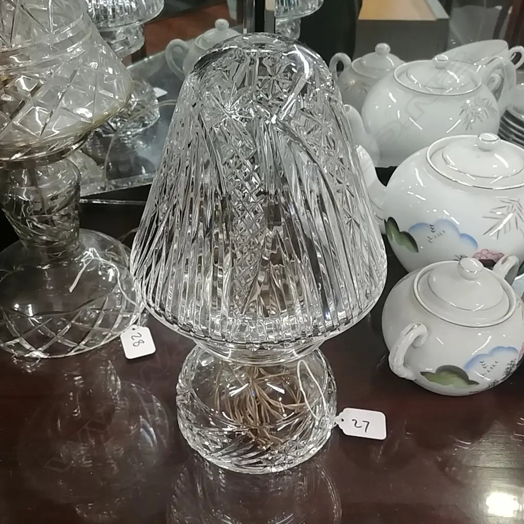 CRYSTAL TABLE LAMP Image 1++