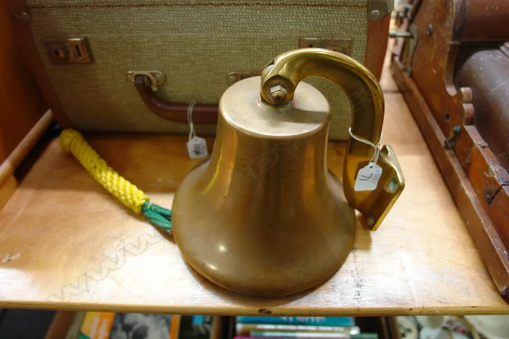 BRASS BELL Image 1++