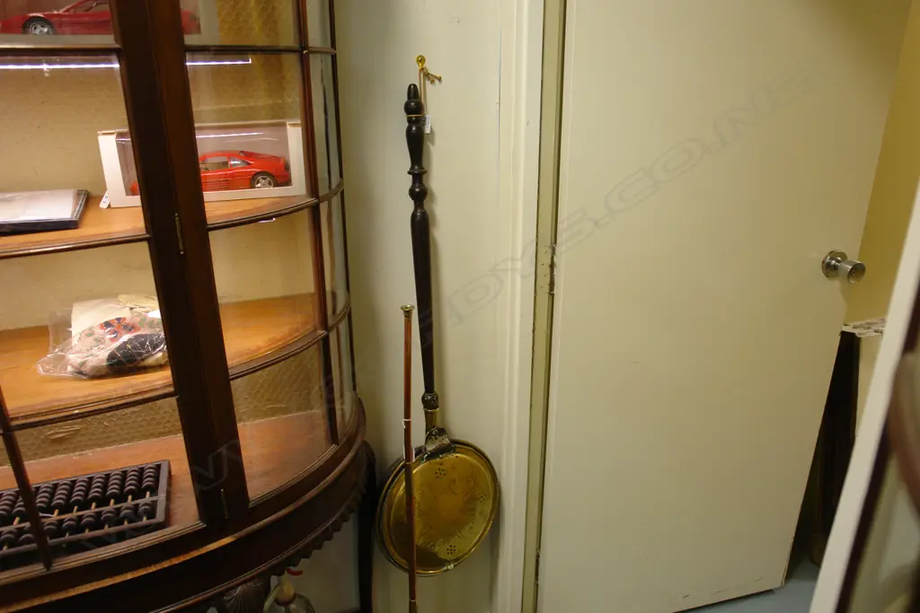 BRASS BED PAN Image 1++