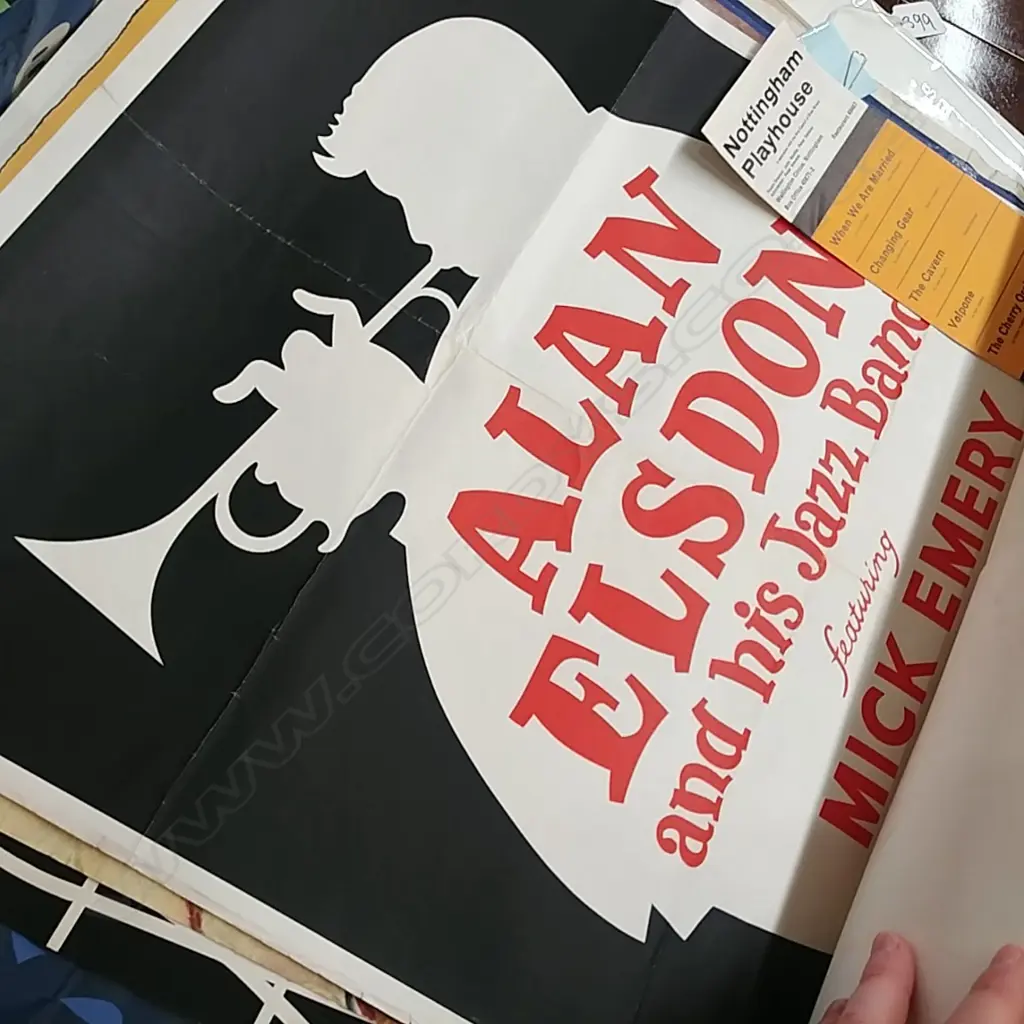 ROLL OF RETRO MOVIE POSTERS ETC. Image 1++