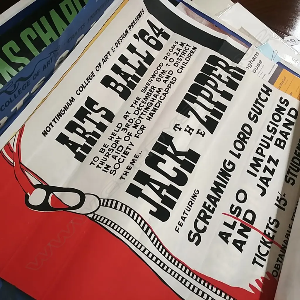 ROLL OF RETRO MOVIE POSTERS ETC. Image 1++