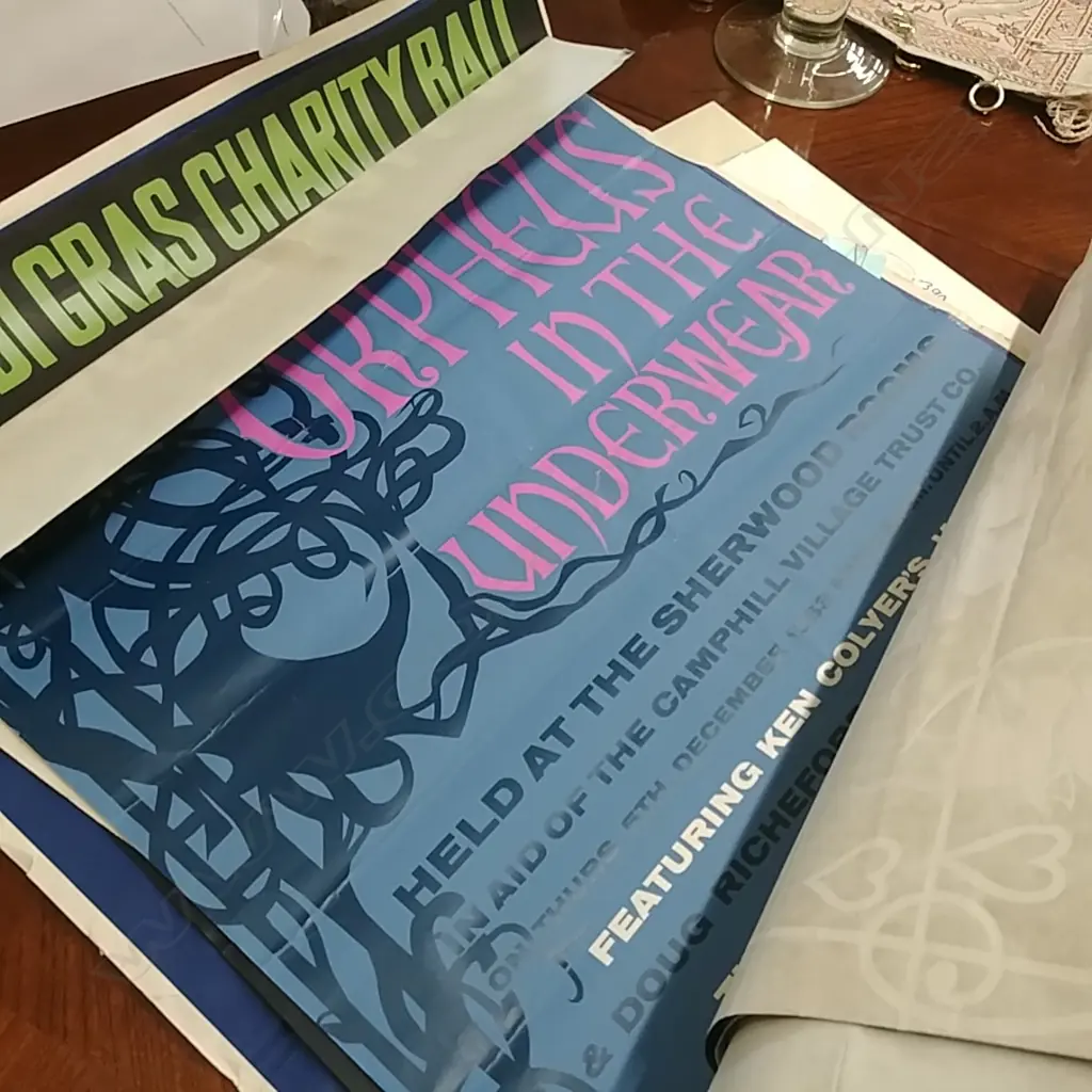 ROLL OF RETRO MOVIE POSTERS ETC. Image 1++