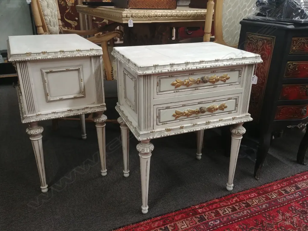 PR WHITE FRENCH STYLE BEDSIDE CABINETS Image 1++