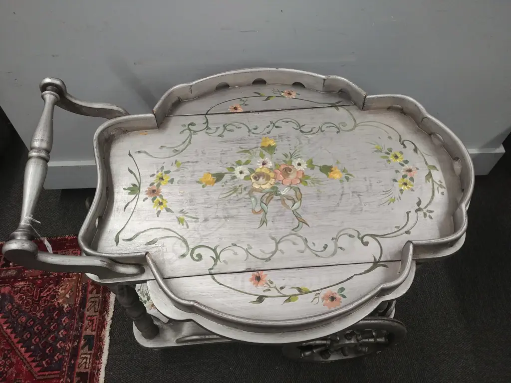  FRENCH STYLE  TEA WAGON Image 1++