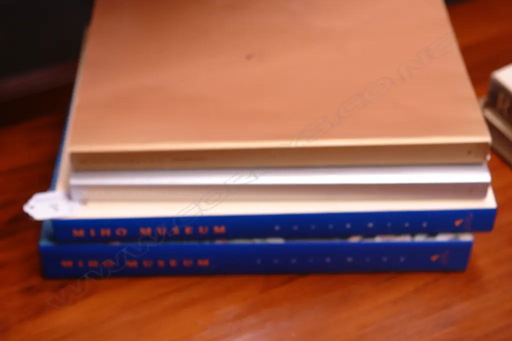 4 MI HO MUSEUM JAPANESE BOOKS Image 1++