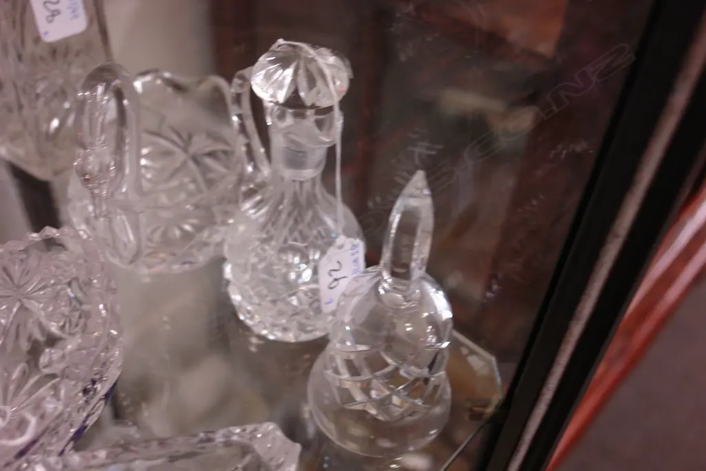 3 SMALL PCS OF CRYSTAL Image 1++