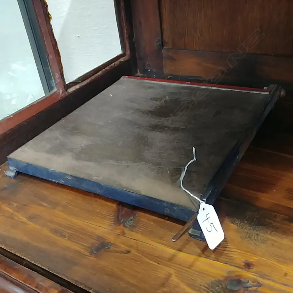 GUILLOTINE - CAST IRON Image 1++