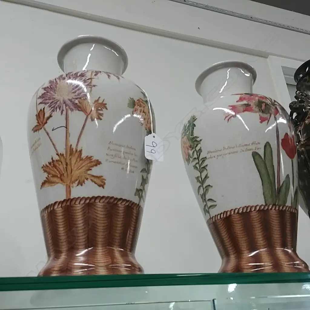 PR CHINESE VASES Image 1++