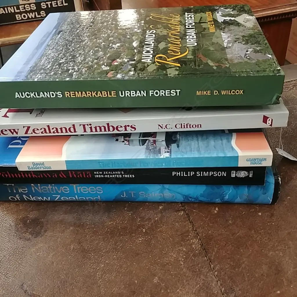 STACK OF NZ BOOKS - TIMBERS/NATIVE TREES ETC. Image 1++