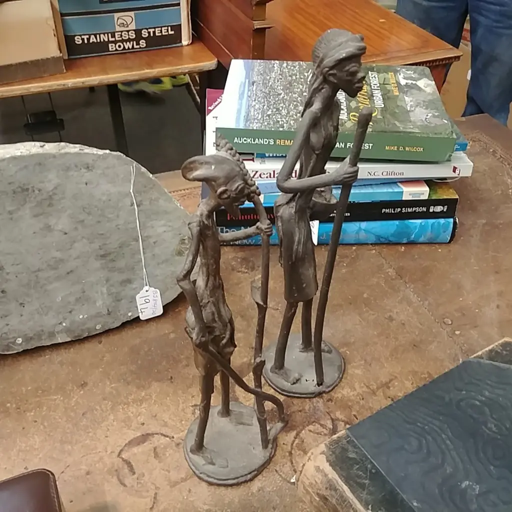 PR OF METAL AFRICA TRIBE PEOPLE FIGURINES Image 1++