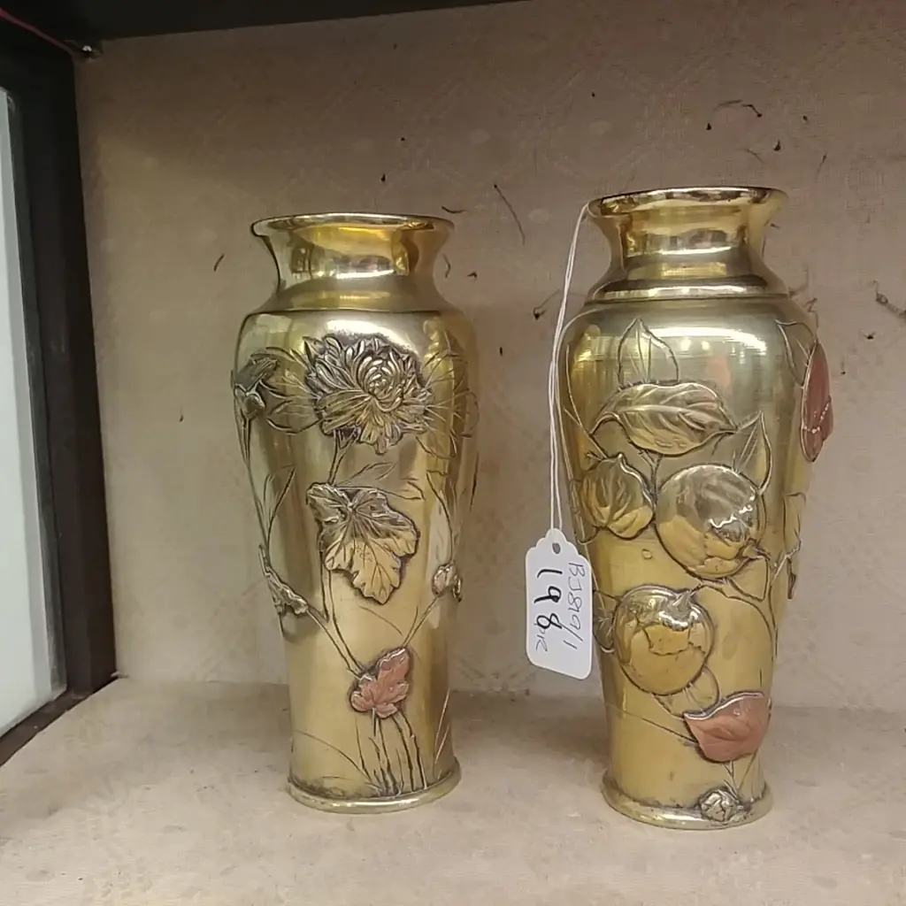 PR JAPANESE BRASS VASES ( MEIJI PERIOD) Image 1++