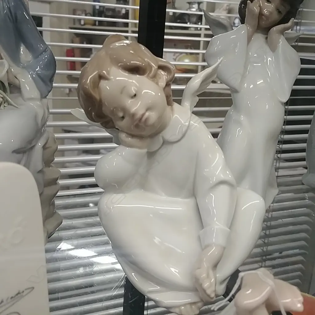 LLADRO LITTLE ANGEL Image 1++