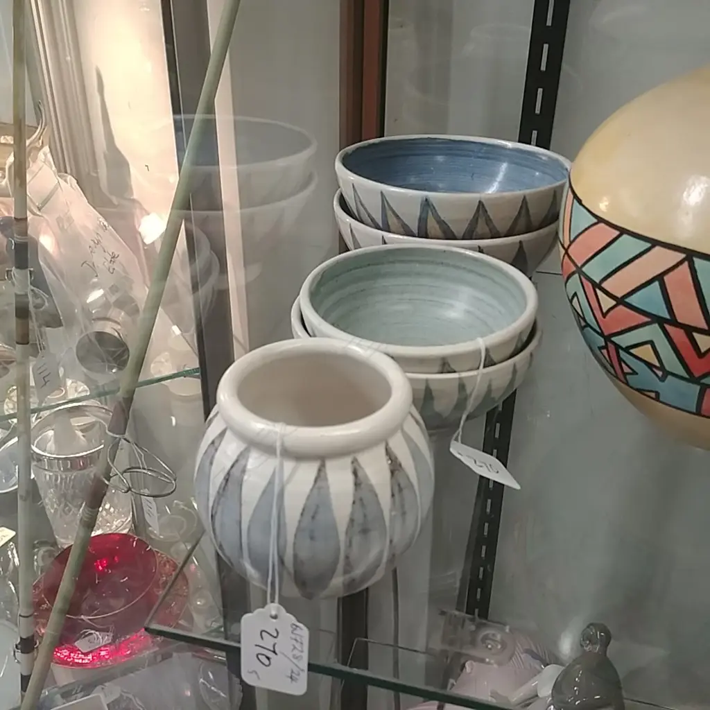 5 HAMNER POTTERY PCS Image 1++
