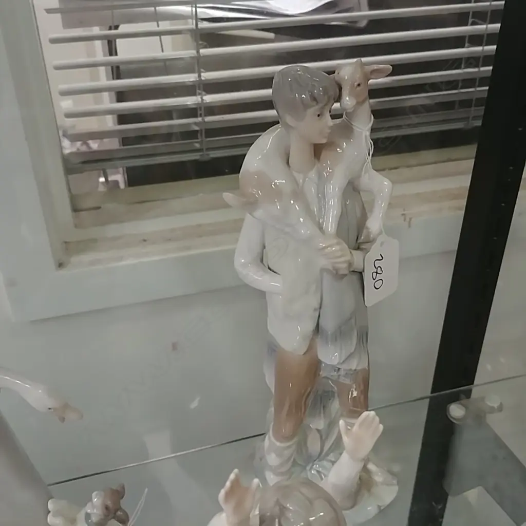 LLADRO FIG - YOUNG MAN W/ GOAT  Image 1++