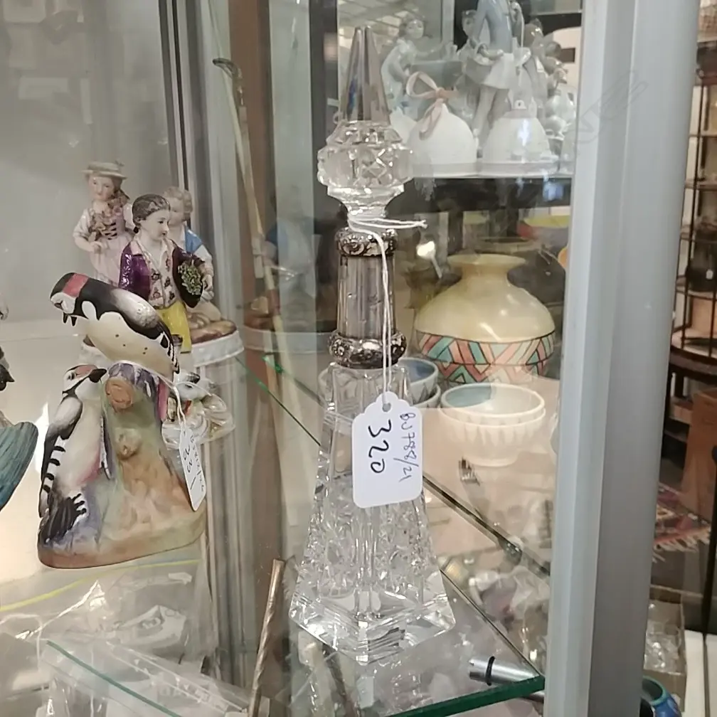 EIFFEL TOWER SCENT BOTTLE SILVER MOUNTS Image 1++