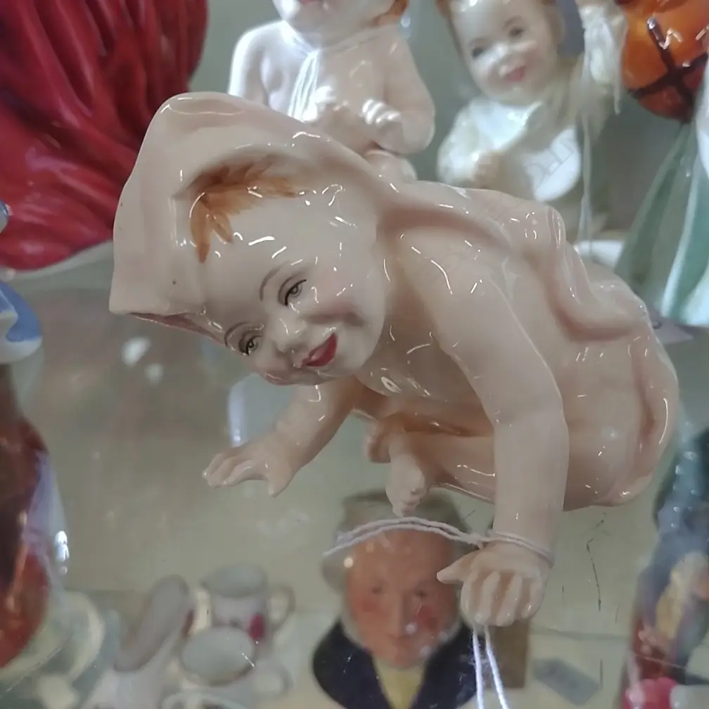 RD FIGURE PEEK A BOO Image 1++