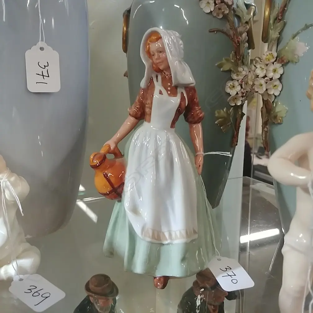 RD FIGURE THE MILKMAID Image 1++