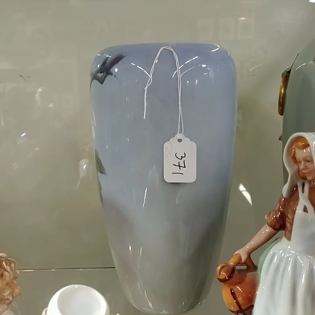 LARGE COPENHAGEN VASE Image 1++