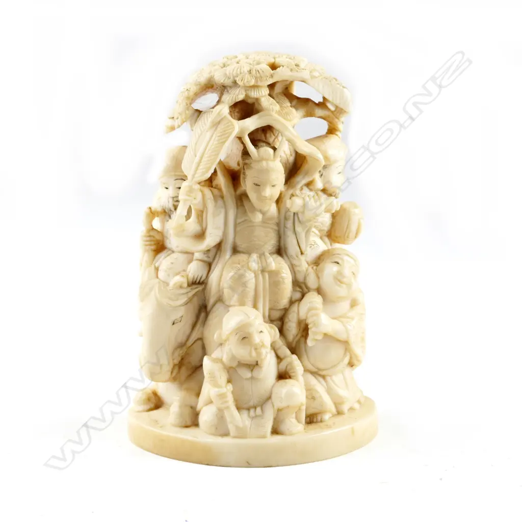 A carved Japanese marine ivory okimono group Image 1++