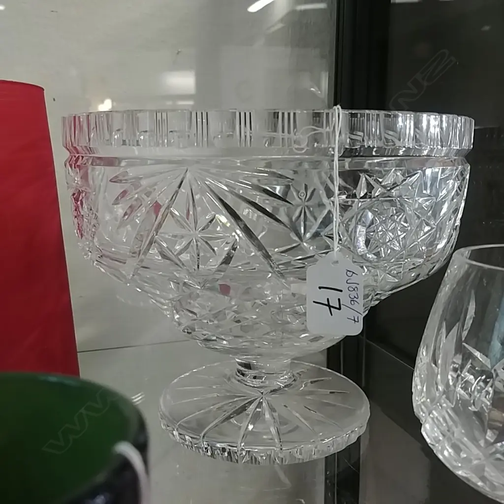 HEAVY CRYSTAL STEMMED FRUIT BOWL Image 1++