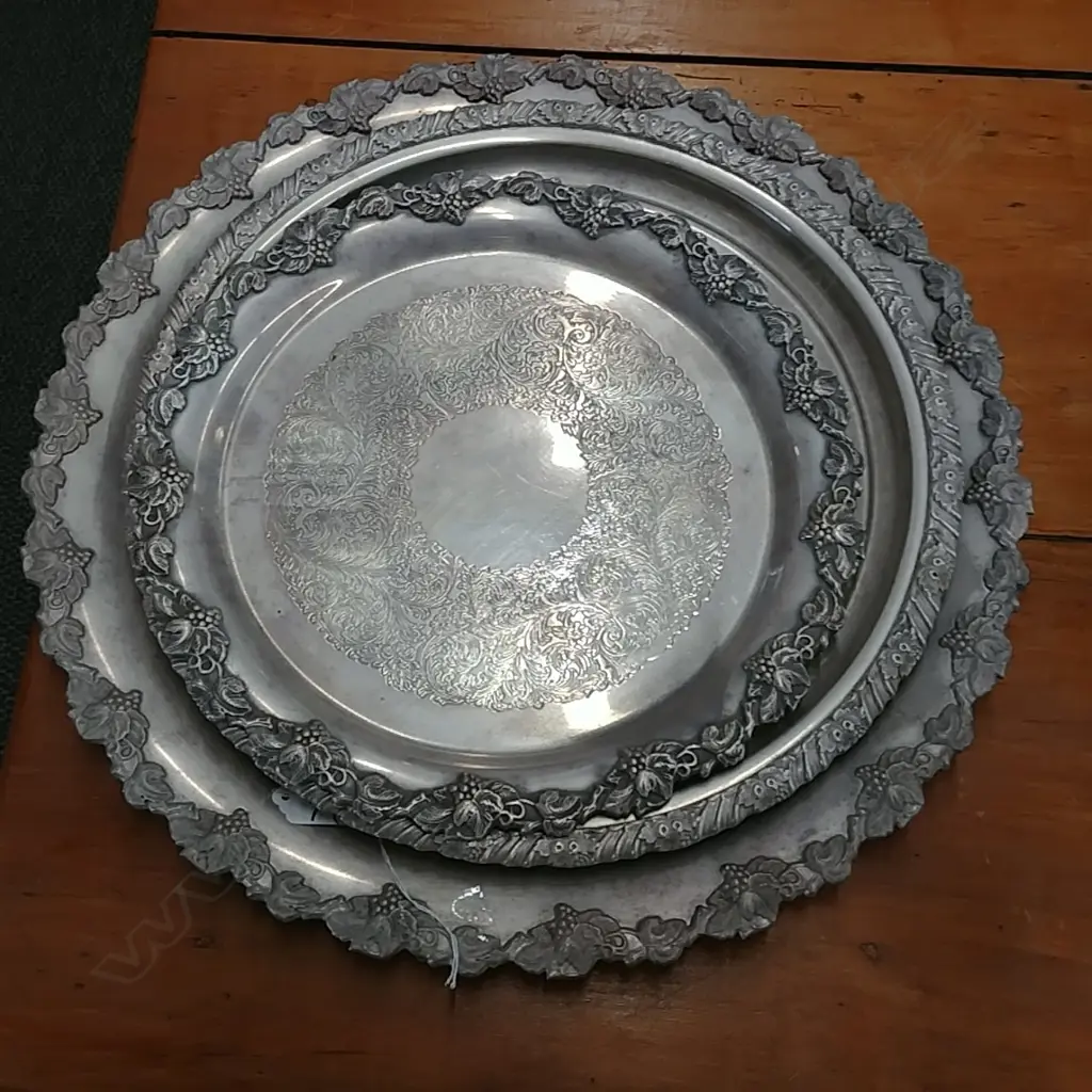 3 EP TRAYS Image 1++