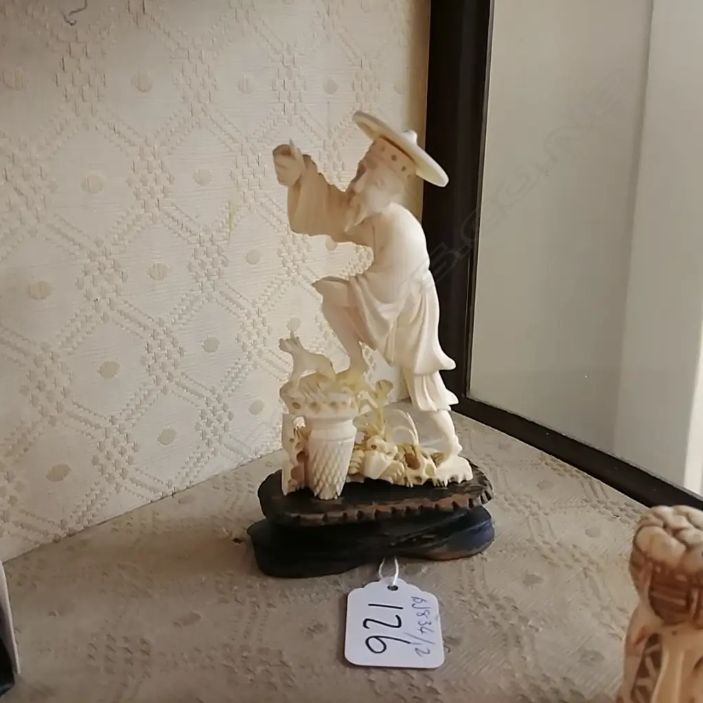 IVORY FISHERMAN (W/O ROD) Image 1++