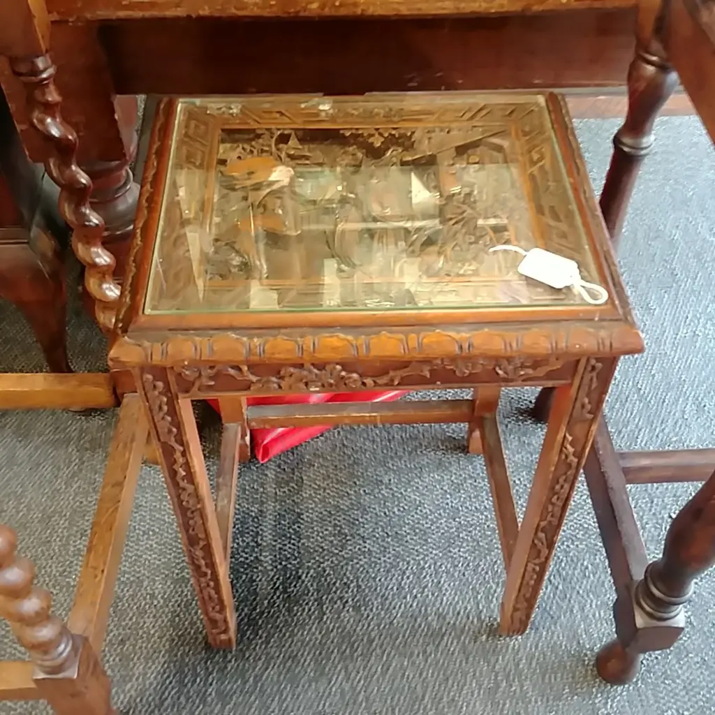 SM. CARVED CHINESE SIDE TABLE-GLASS TOP Image 1++
